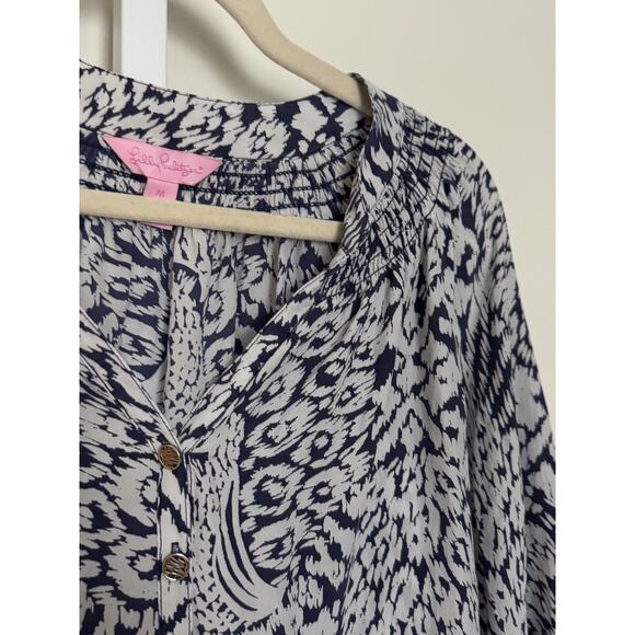 Lilly Pulitzer Silk Blouse Size M Peasant Boho Navy Blue and White 100% Silk - Picture 9 of 9